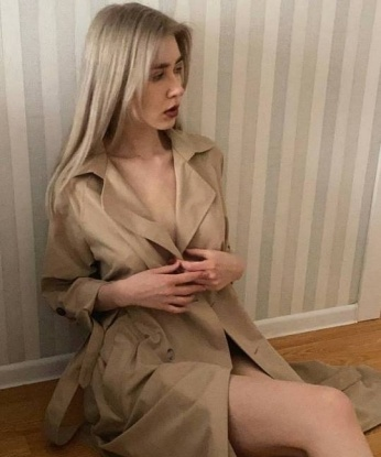 🌹 В Москве я живу, чтобы удовлетворять самые сокровенные желания. Мои услуги — это воплощение твоих грез и фантазий. 😈 Со мной ты окунешься в мир страсти и нежности. Я истинная экспертка в искусстве удовольствия. 💃🏻 Предлагаю широкий спектр возможностей: классический секс, оральные ласки, массаж, стриптиз и многое другое. Я знаю, как удовлетворить мужчину. Мои клиенты оставляют только самые лестные отзывы обо мне. 🌟 Экспериментируй, расслабляйся и получай наслаждение в моей компании. Уверяю, с тобой будет незабываемо! 💋 Жду твоего звонка, чтобы погрузиться в мир наслаждения вместе. 😉 Фото — настоящие, аттестую! 📷 Елизавета