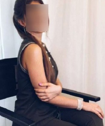 Мое имя - Кристина 💋. Ты ищешь интригующие приключения и яркие эмоции? Тогда ты на правильном пути, ведь я - креативная и умелая индивидуалка. У меня ты найдешь разнообразие услуг, которые доставят тебе незабываемое удовольствие 💦. Абсолютно безопасное сопровождение для воплощения твоих самых сокровенных фантазий. Фото в профиле подтверждают мою реальность и красоту 😍. Мои клиенты ценят высокий уровень сервиса и всегда оставляют положительные отзывы 🌟. Жду тебя в Москве 🌆, чтобы показать, на что я способна 😉! Таня