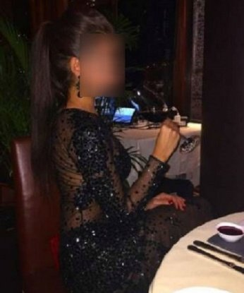 Мое имя - Кристина 💋. Ты ищешь интригующие приключения и яркие эмоции? Тогда ты на правильном пути, ведь я - креативная и умелая индивидуалка. У меня ты найдешь разнообразие услуг, которые доставят тебе незабываемое удовольствие 💦. Абсолютно безопасное сопровождение для воплощения твоих самых сокровенных фантазий. Фото в профиле подтверждают мою реальность и красоту 😍. Мои клиенты ценят высокий уровень сервиса и всегда оставляют положительные отзывы 🌟. Жду тебя в Москве 🌆, чтобы показать, на что я способна 😉! Таня
